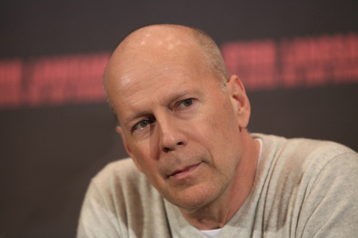 Bruce Willis, Pressekonferez zu Stirb Langsam - Ein guter Tag zum Sterben